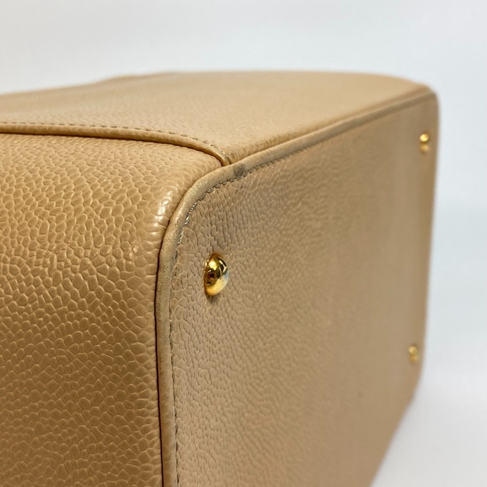 CHANEL Cream Caviar Leather Logo Shoulder Bag - Picture 7 of 16